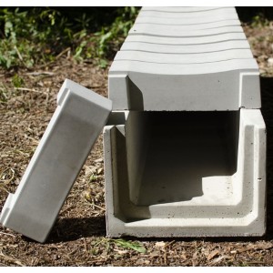 Водовідлив з кришкою 600х300х220 мм